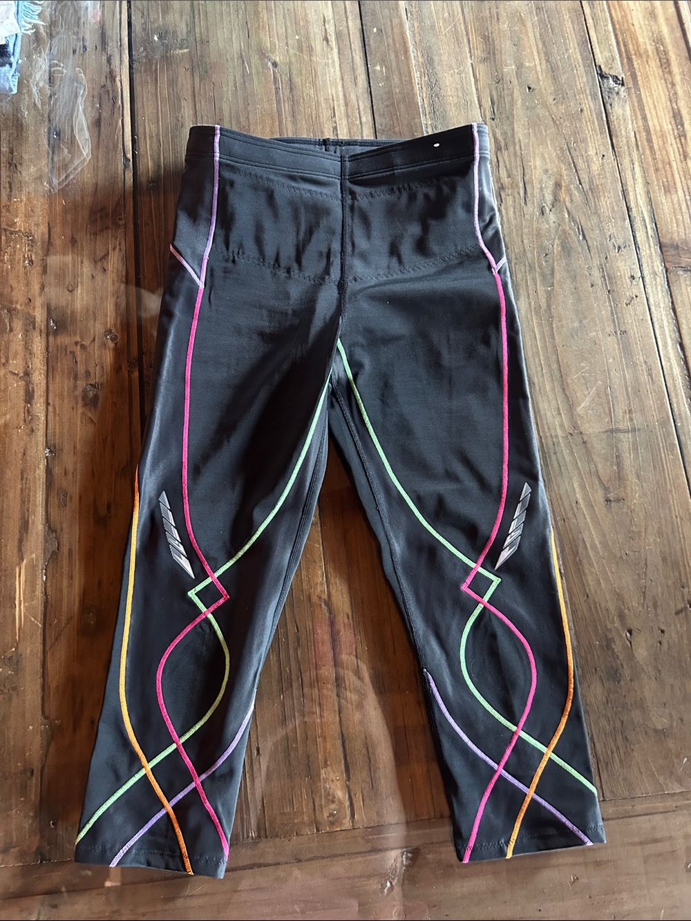 Wacoal Black Cropped Leggings with Multicolor Trim